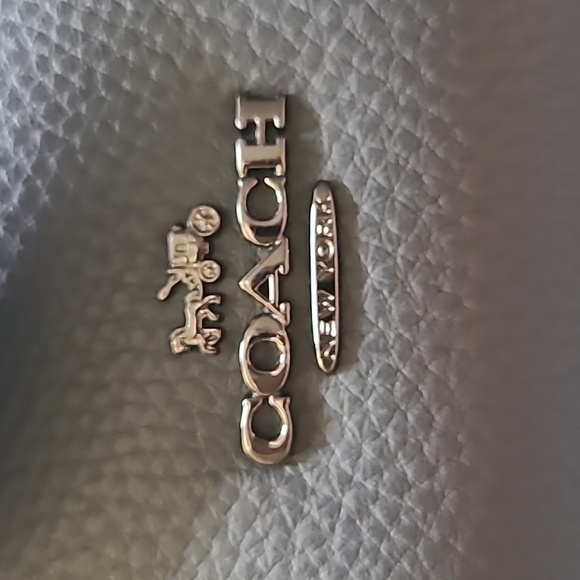 Coach Market Tote - Picture 11 of 12